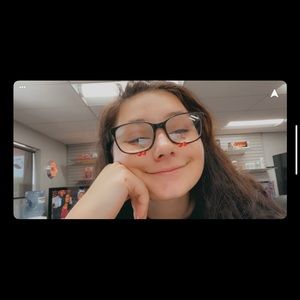 Meet your Posher, Kylee